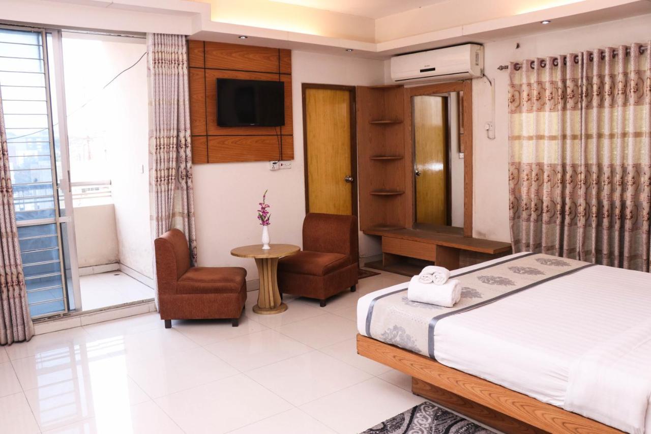 Hotel Afford Inn Дакка Экстерьер фото