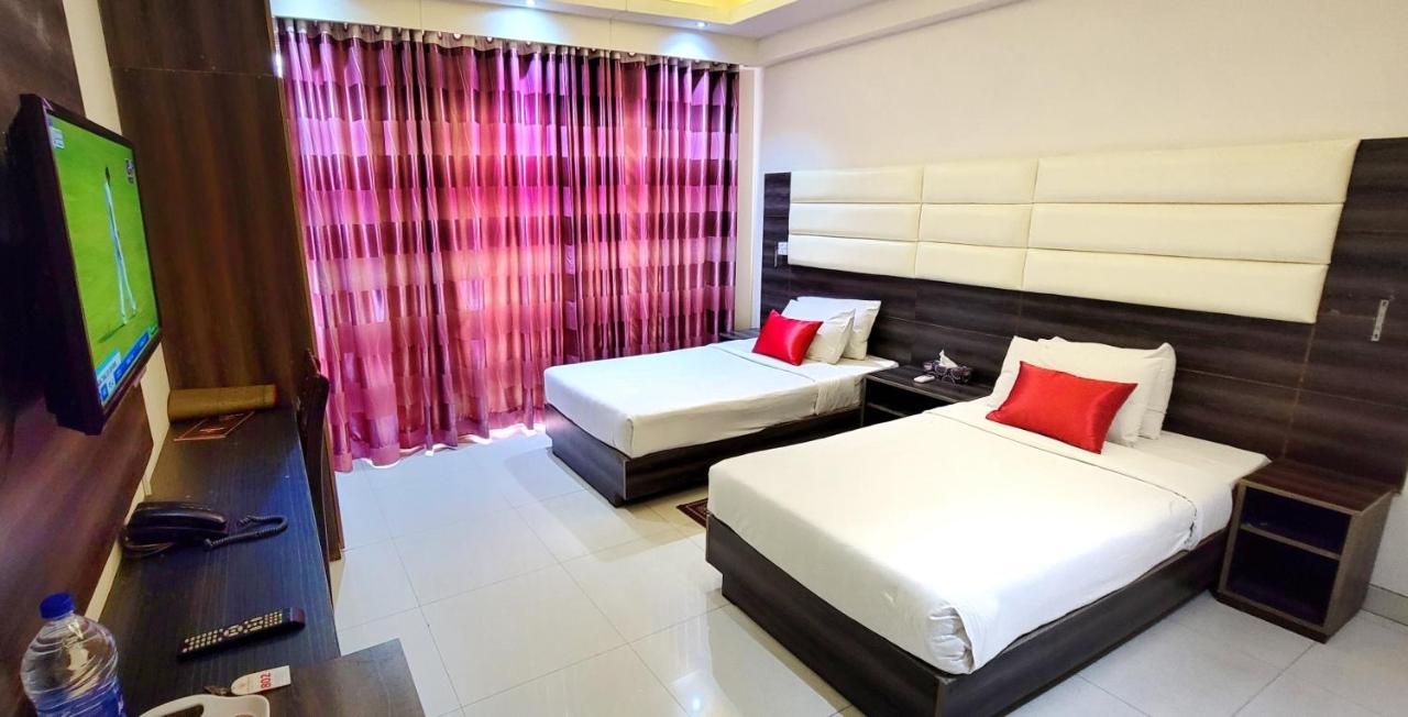 Hotel Afford Inn Дакка Экстерьер фото